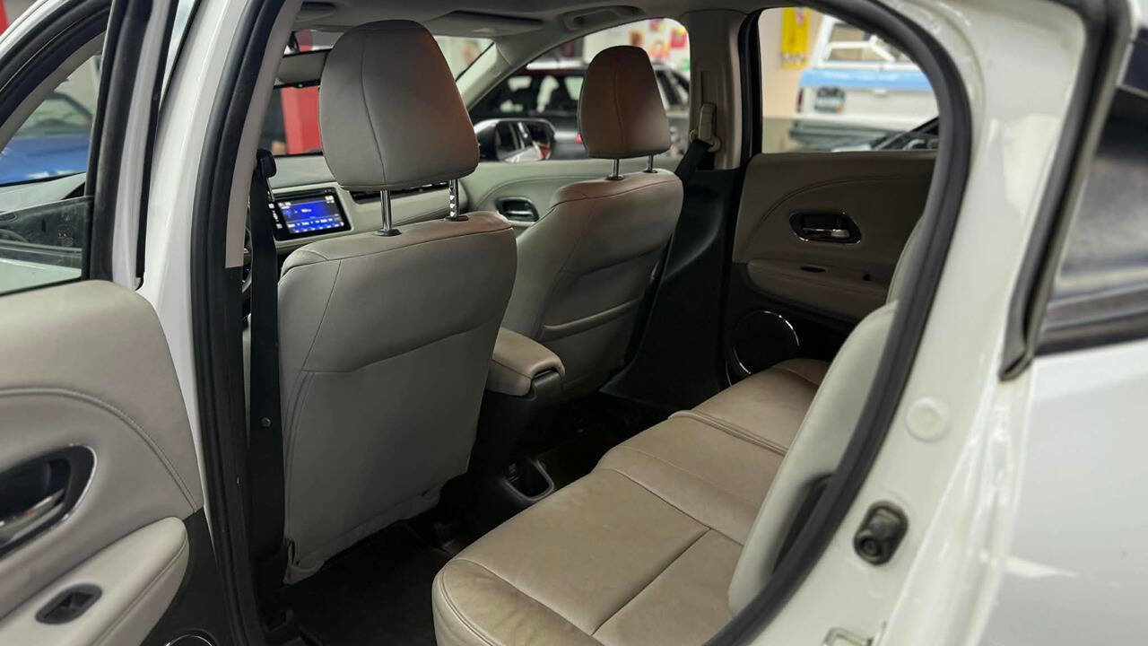 Used 2017 Honda HR-V EX-L image 15