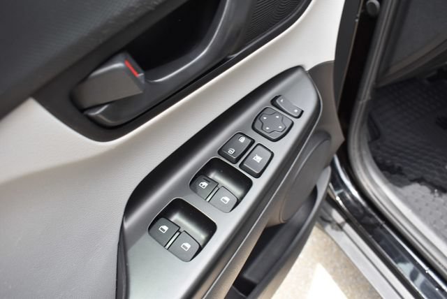 Used 2022 Hyundai Kona SEL FWD image 17