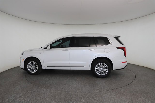 Used 2023 Cadillac XT6 Luxury image 8