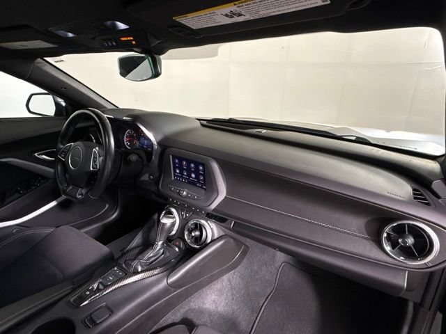 Used 2021 Chevrolet Camaro LT RWD image 29