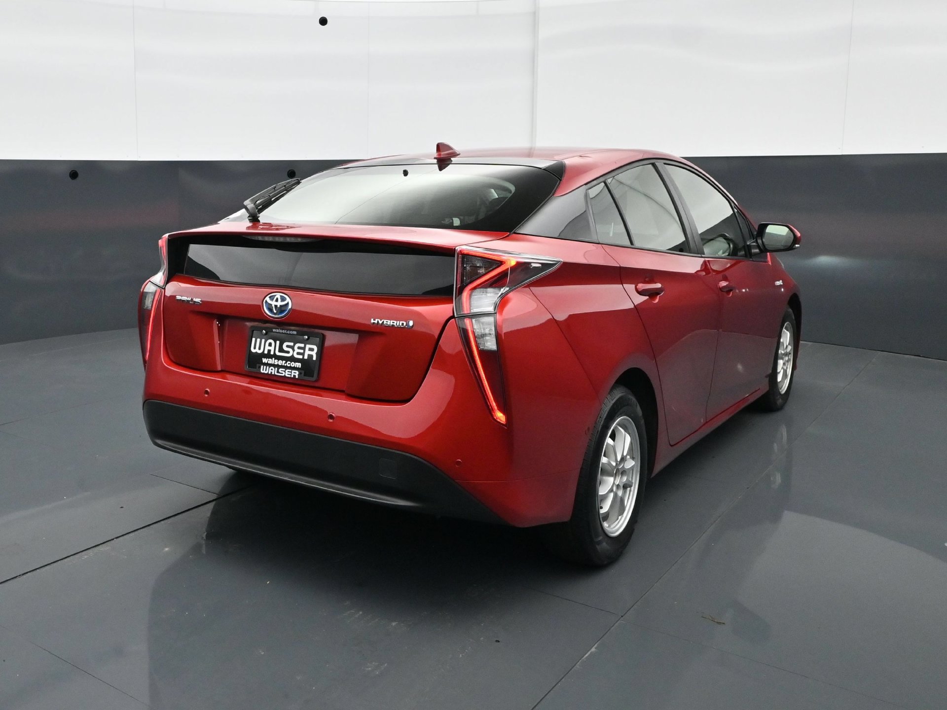 Used 2018 Toyota Prius Two w/ Prius Two Safety Plus Package FWD image 6