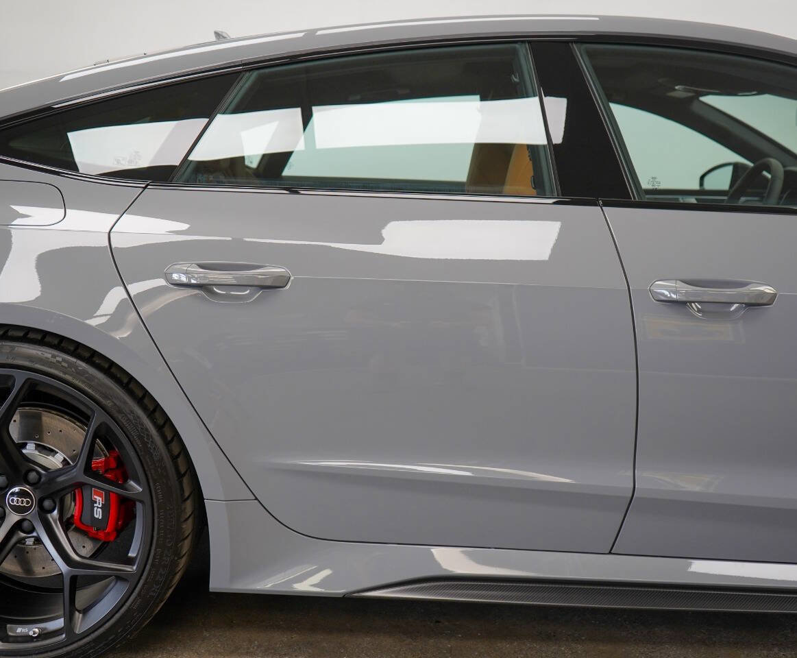 Used 2025 Audi RS 7 Performance AWD/4WD image 19