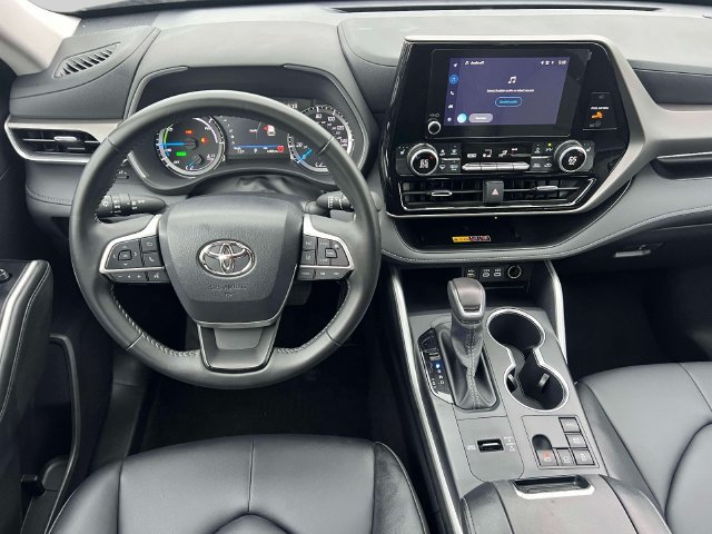 Used 2026 Toyota Highlander XLE AWD/4WD image 16