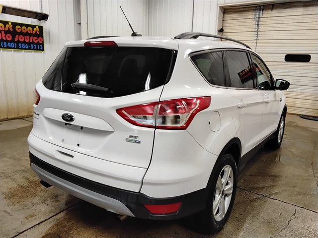 Used 2014 Ford Escape SE w/ Equipment Group 201A AWD/4WD image 3