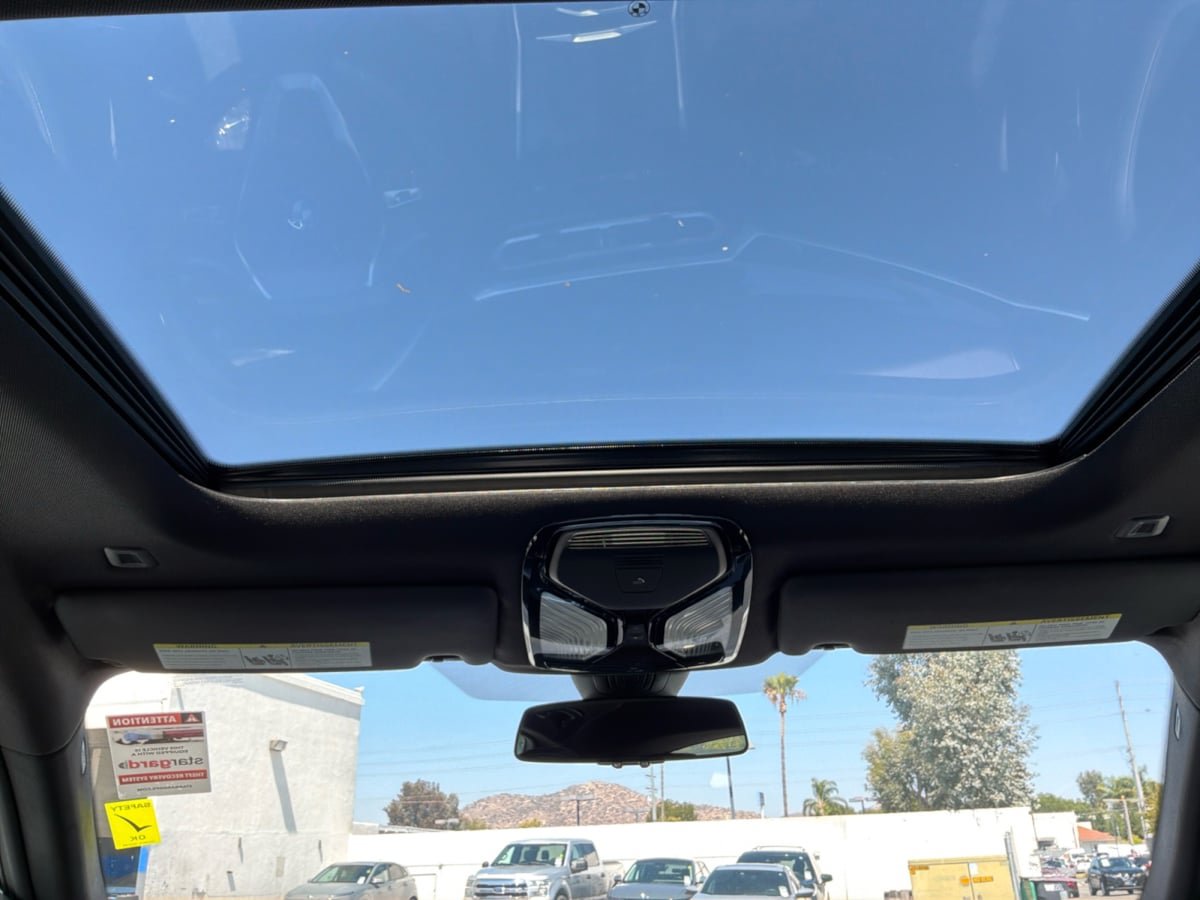 Used 2023 BMW i4 eDrive40 w/ Premium Package RWD image 15