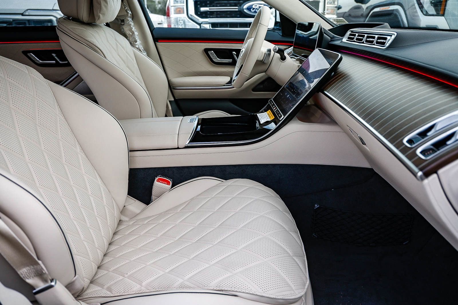 New 2026 Mercedes-Benz S 580 4MATIC Sedan image 17