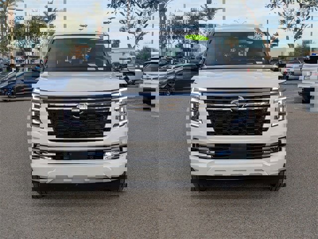 Used 2025 Nissan Armada SL image 9