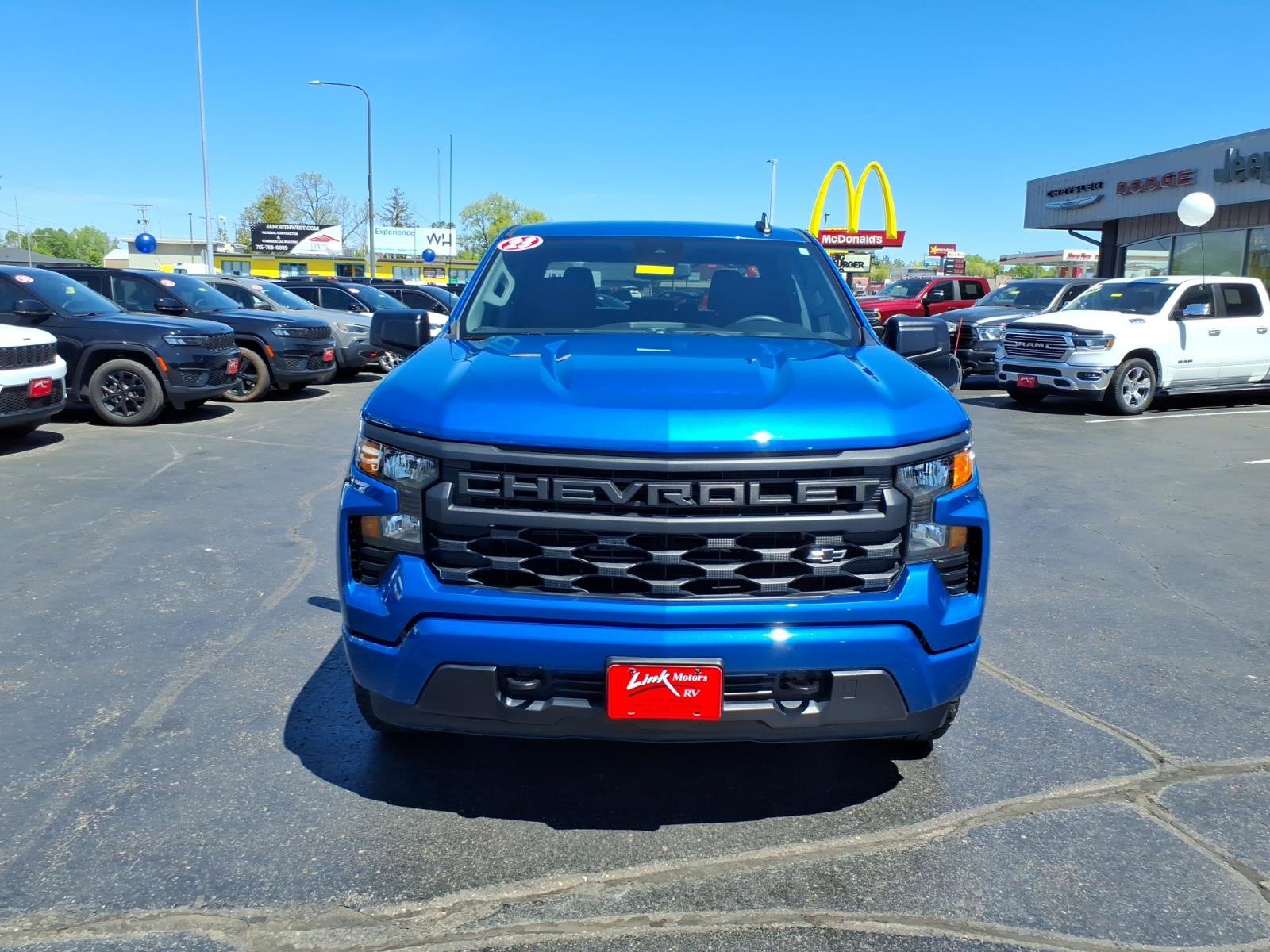 Used 2023 Chevrolet Silverado 1500 Custom w/ LPO, Dark Essentials Package AWD/4WD image 9