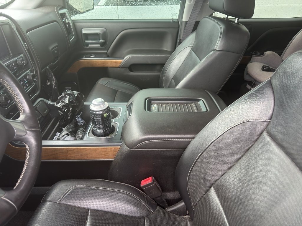 Used 2017 Chevrolet Silverado 1500 LTZ w/ Sport Package AWD/4WD image 5