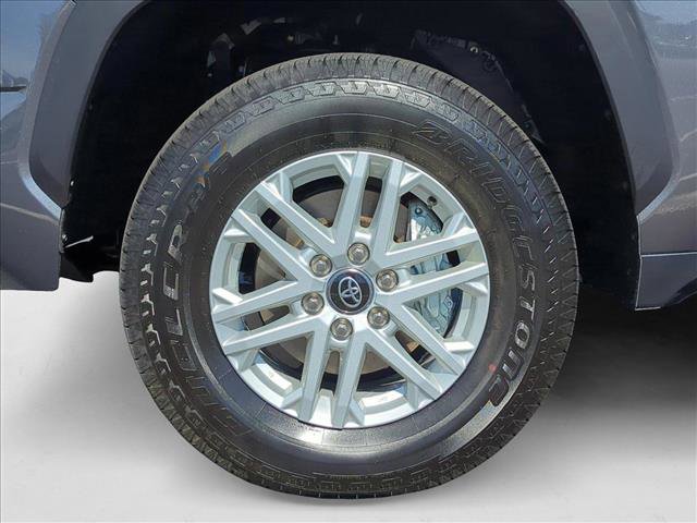 New 2025 Toyota Tundra SR5 image 9