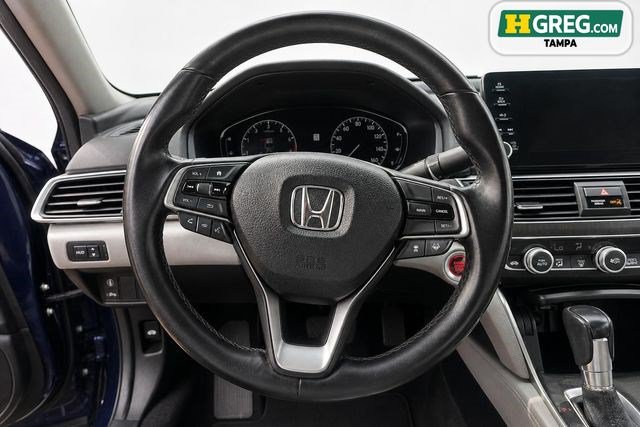Used 2018 Honda Accord Touring image 15