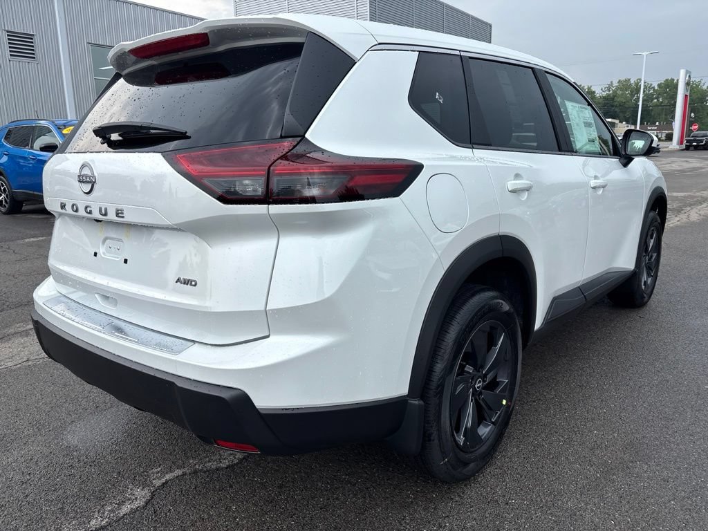 New 2026 Nissan Rogue SV w/ Cold Weather Package AWD/4WD image 5