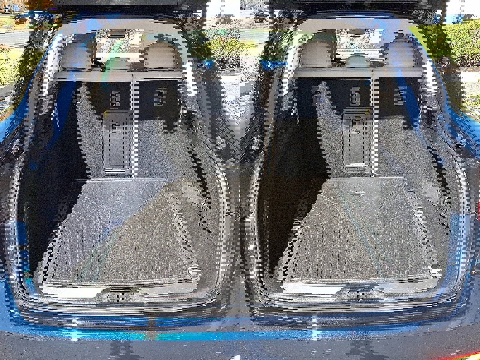 Used 2020 Maserati Levante S GranLusso image 31