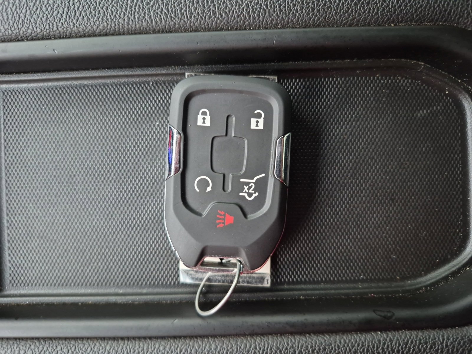 Used 2022 Chevrolet Silverado 2500 LT w/ Texas Edition image 31