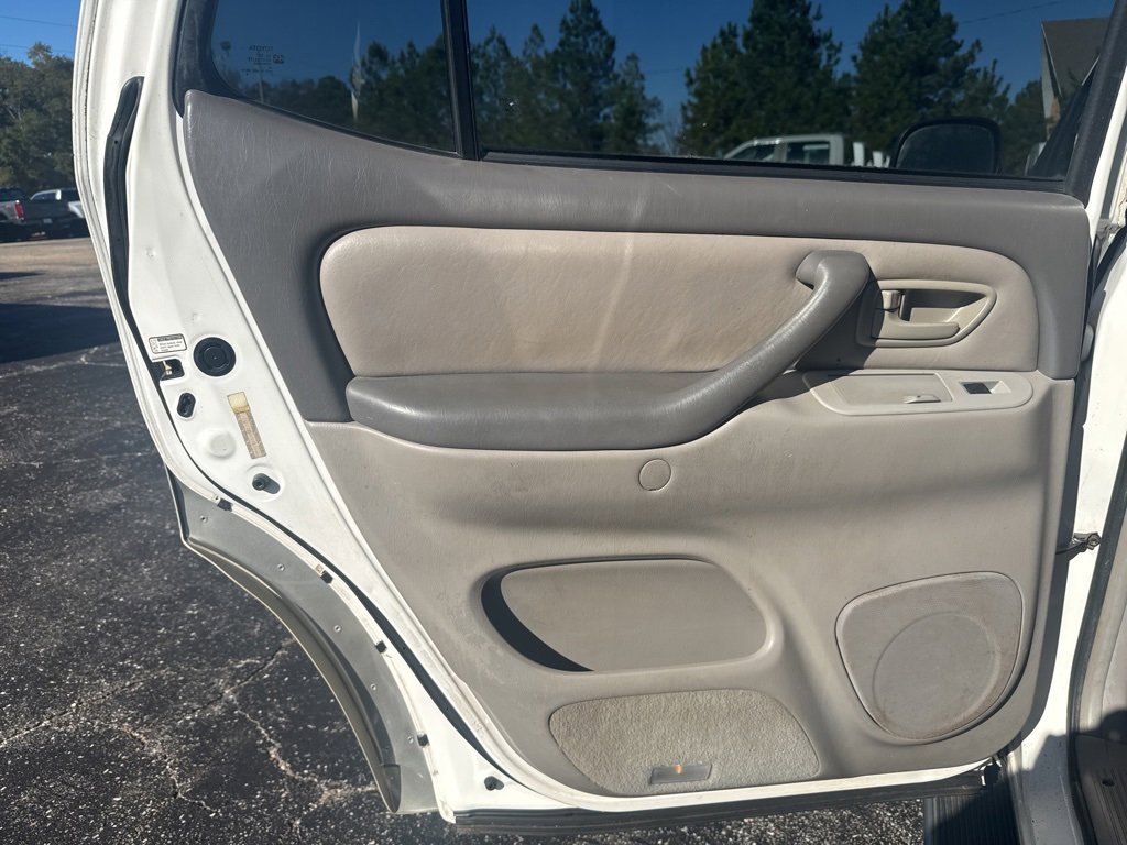 Used 2004 Toyota Sequoia SR5 image 24