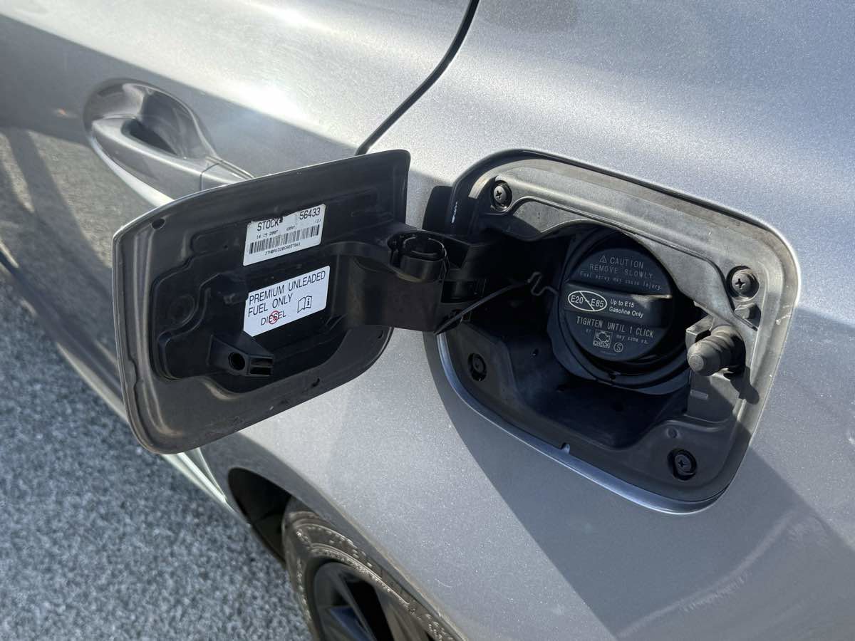 Used 2016 Lexus IS 200t image 18