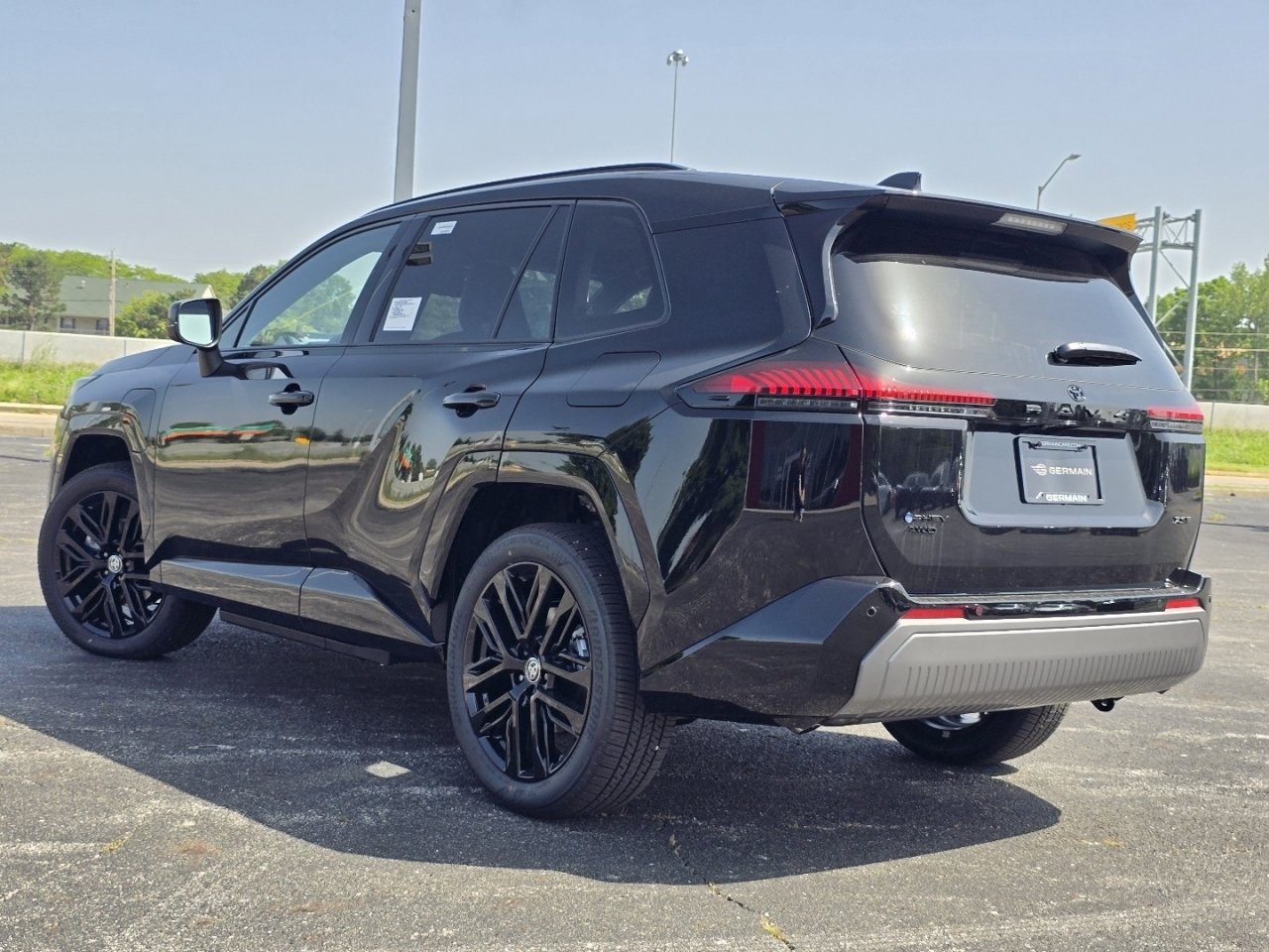 New 2026 Toyota RAV4 XSE AWD/4WD image 15