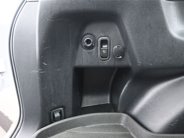 Used 2017 Subaru Forester 2.5i Touring image 26