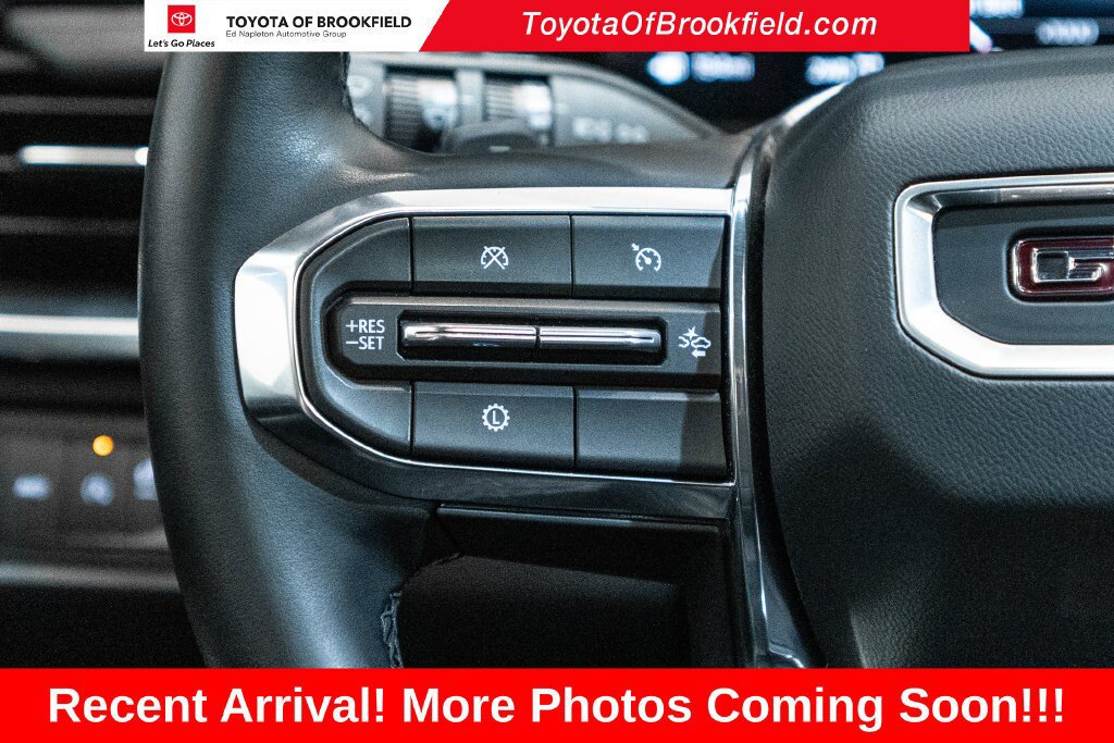 Used 2026 GMC Acadia Elevation w/ Black Edition AWD/4WD image 16