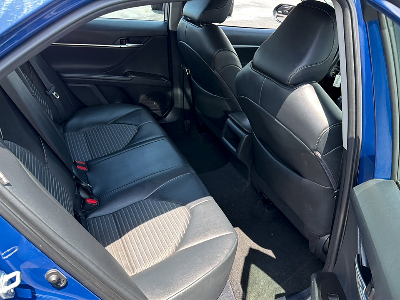Used 2024 Toyota Camry SE FWD image 9