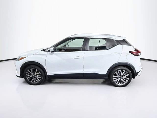 Certified 2023 Nissan Kicks SV FWD image 5