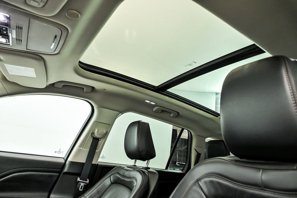 Used 2022 Lincoln Aviator Reserve w/ Elements Package Plus image 15