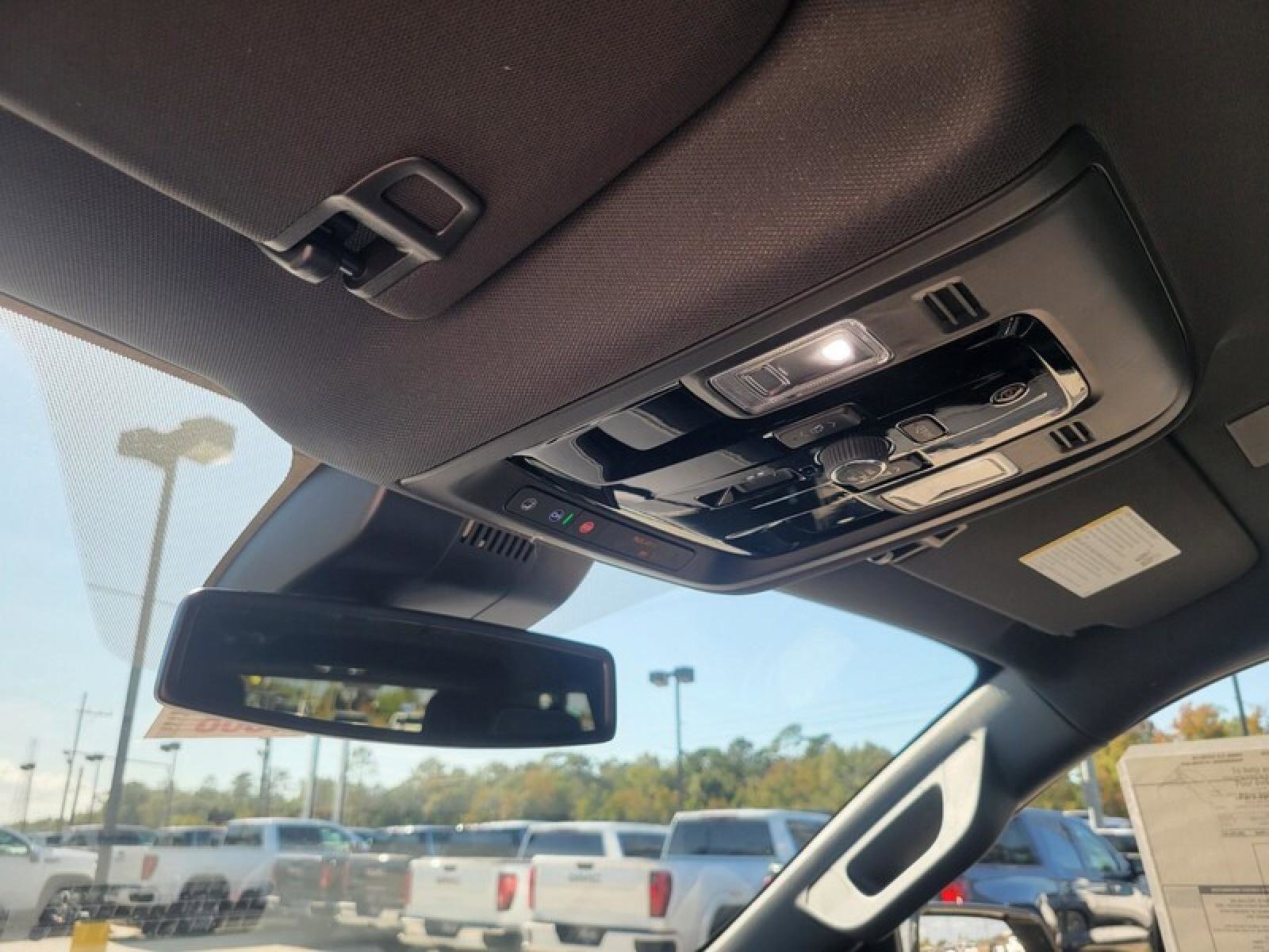 New 2026 GMC Yukon XL Elevation image 24