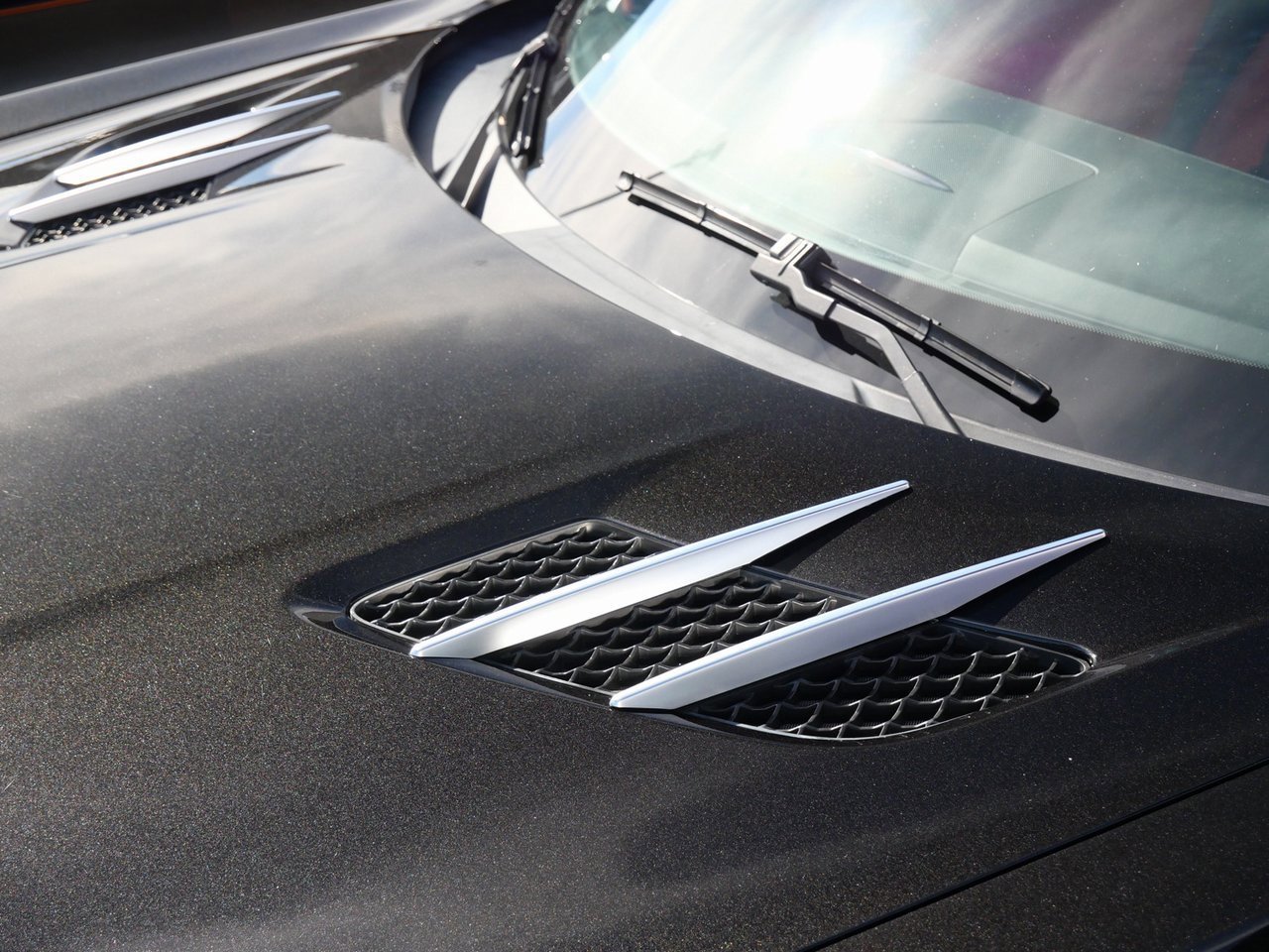 Used 2011 Mercedes-Benz SLS AMG Coupe image 11