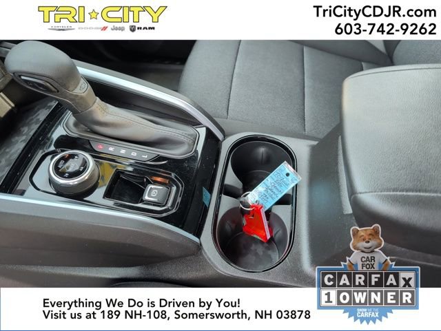 Used 2024 Chevrolet Colorado Trail Boss w/ Technology Package image 34
