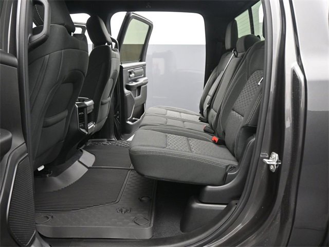 New 2026 RAM 1500 4x4 Crew Cab image 13