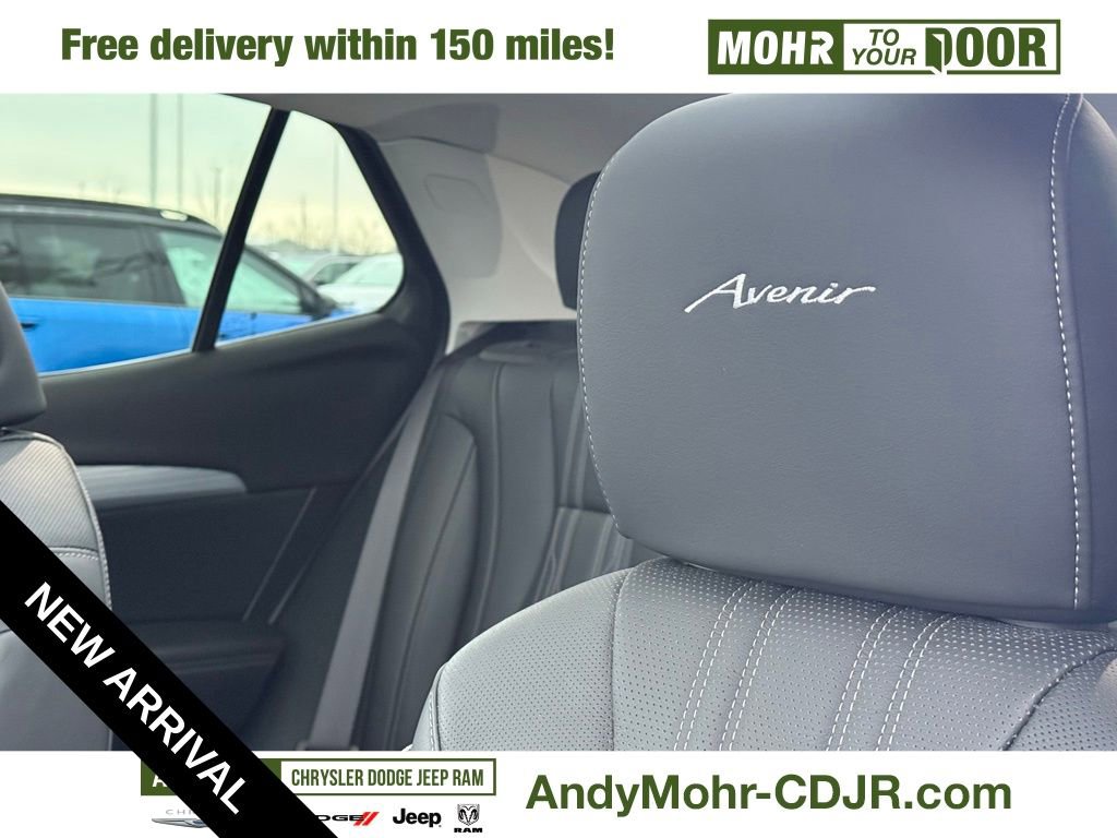 Used 2024 Buick Envision Avenir image 16