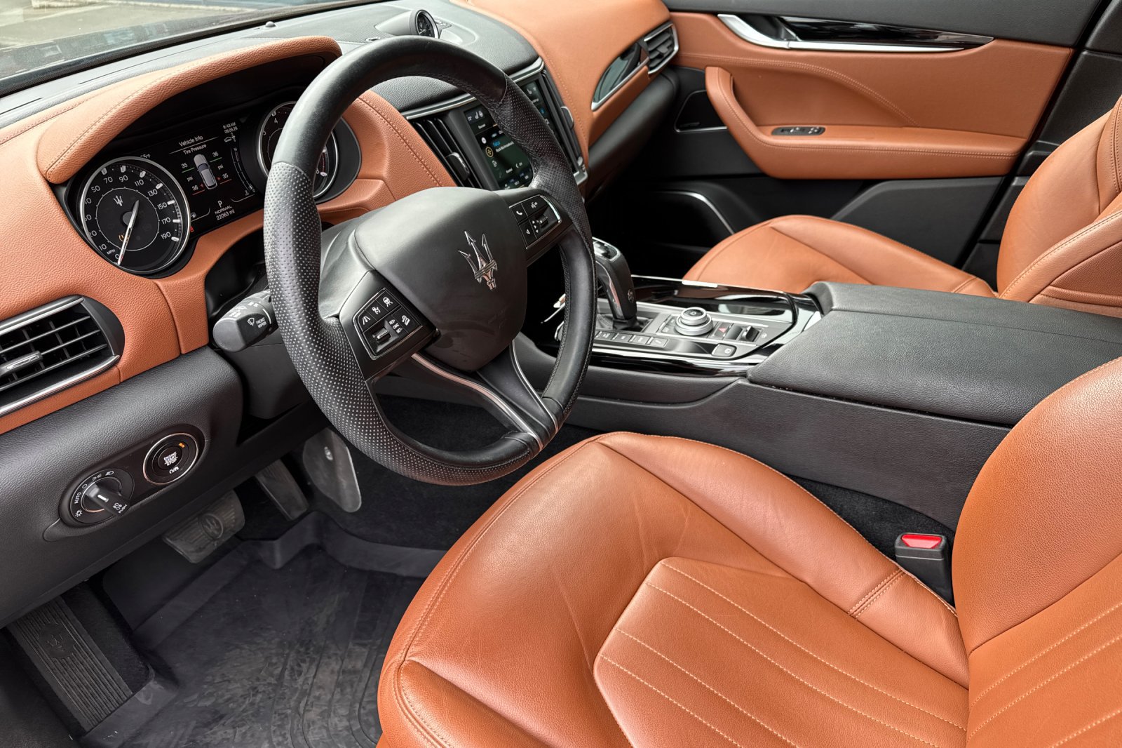 Used 2022 Maserati Levante GT AWD/4WD image 10