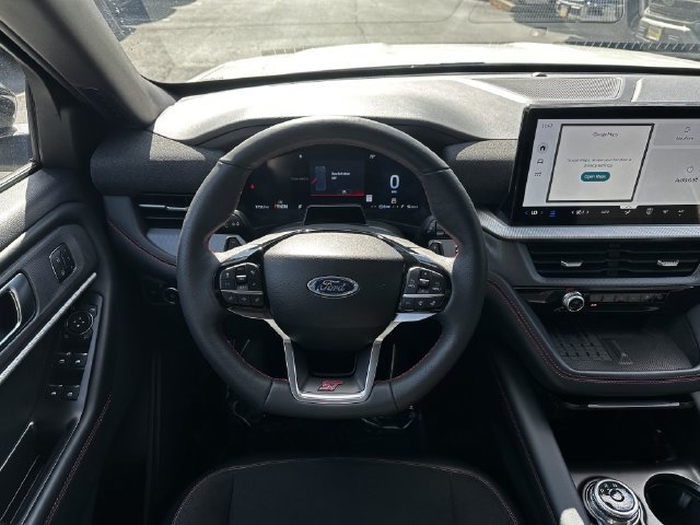 Used 2025 Ford Explorer ST AWD/4WD image 14