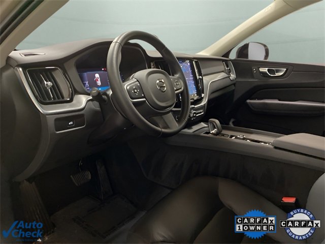 Used 2025 Volvo XC60 B5 Core image 19