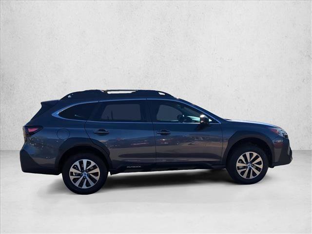 Used 2025 Subaru Outback image 4