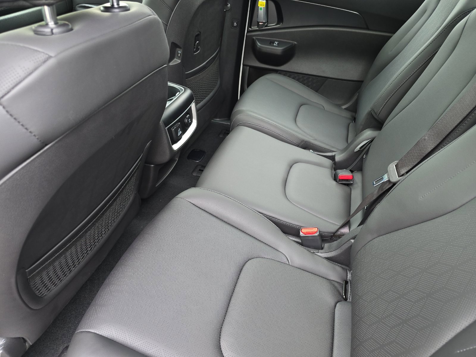 New 2026 Kia Carnival SX image 12