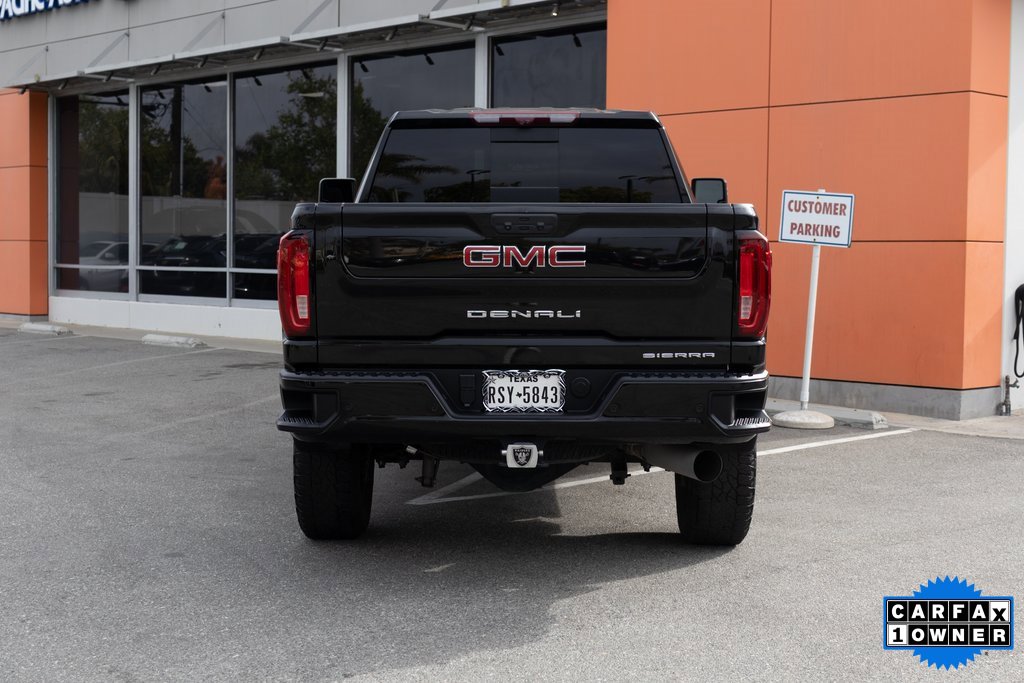 Used 2022 GMC Sierra 2500 Denali w/ Denali Black Diamond Edition image 9