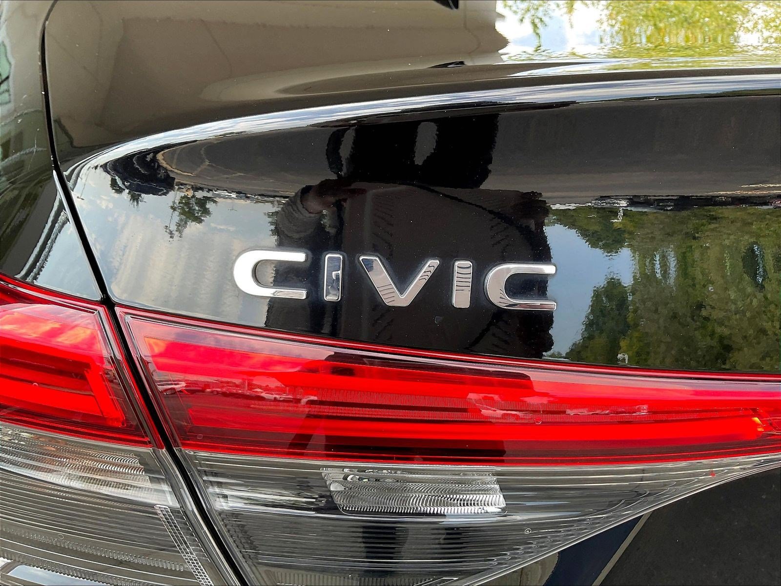 Used 2023 Honda Civic Touring image 23