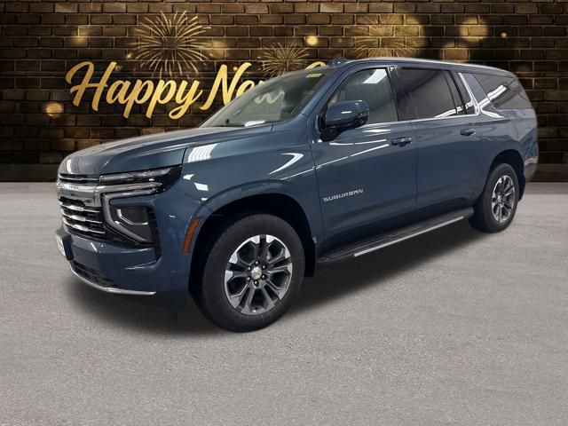 New 2026 Chevrolet Suburban LT w/ Comfort Package