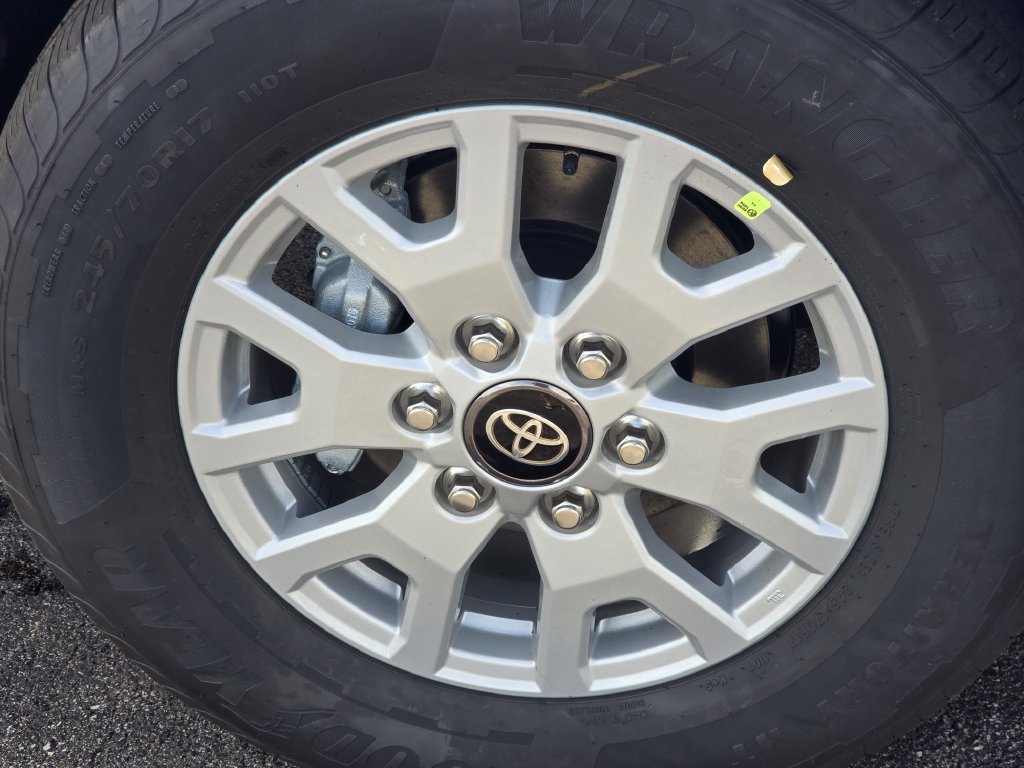 New 2026 Toyota Tacoma SR5 AWD/4WD image 8