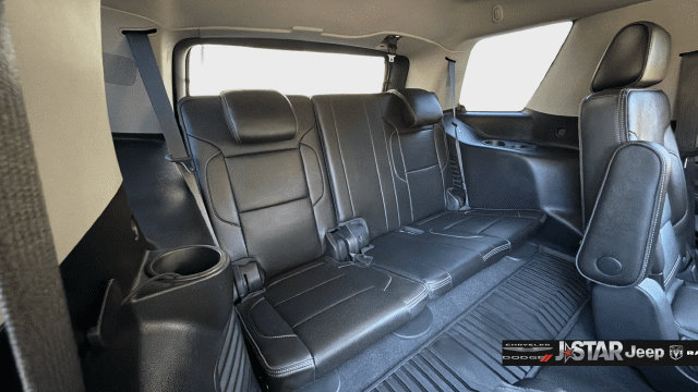 Used 2020 GMC Yukon Denali w/ Denali Ultimate Package AWD/4WD image 29