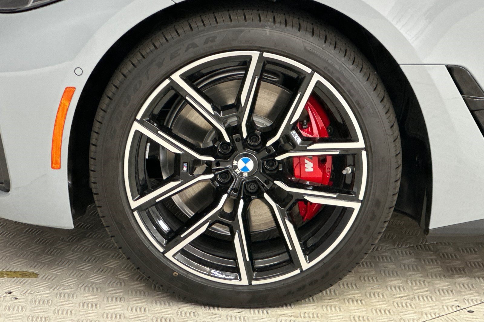 New 2026 BMW i4 eDrive40 w/ M Sport Package RWD image 12