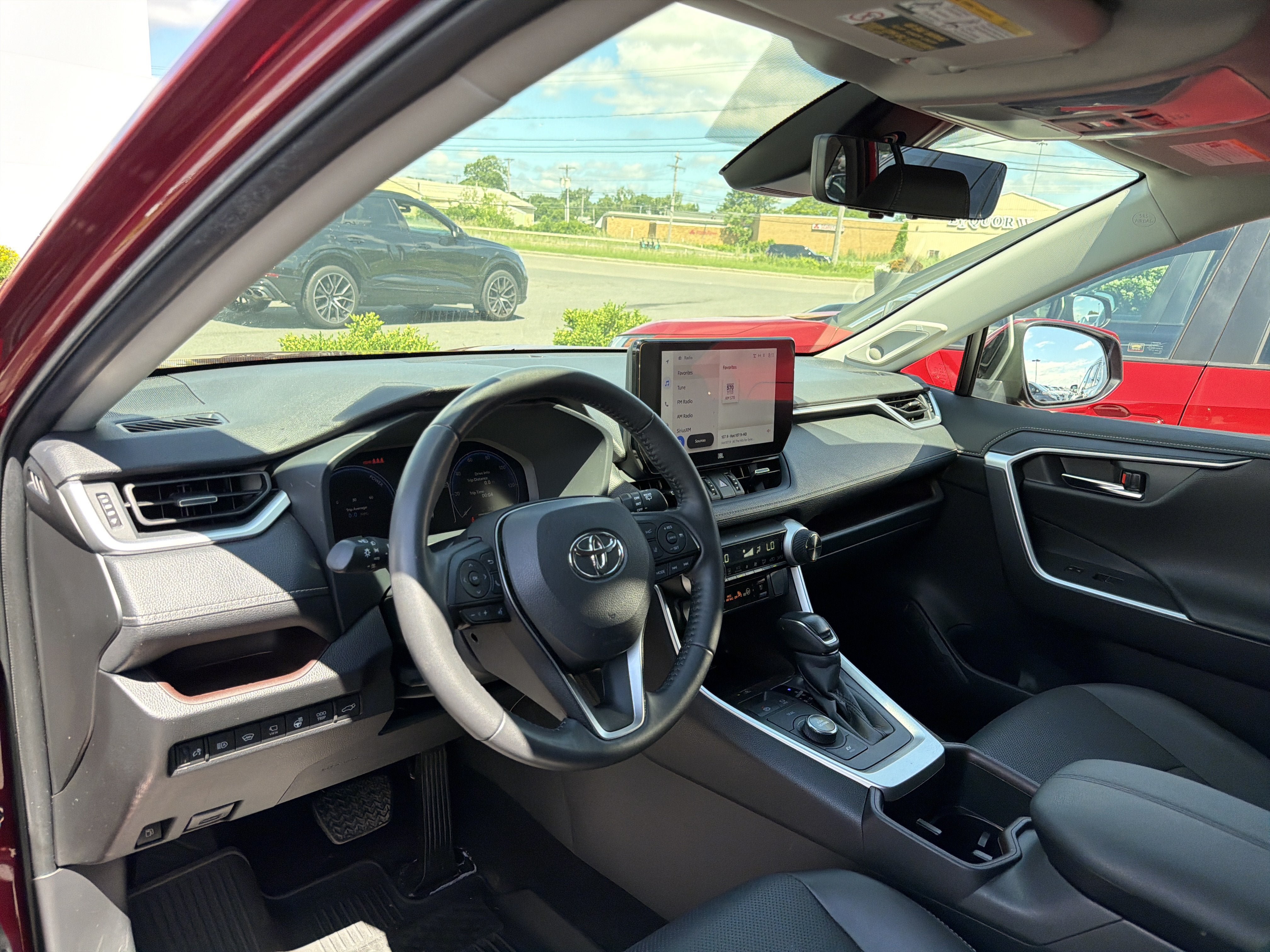 Used 2023 Toyota RAV4 Limited AWD/4WD image 10
