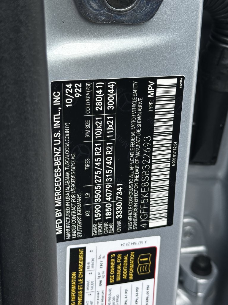 Certified 2025 Mercedes-Benz GLS 450 4MATIC w/ AMG Line Exterior image 35
