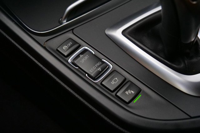 Used 2016 BMW 435i Convertible RWD image 18