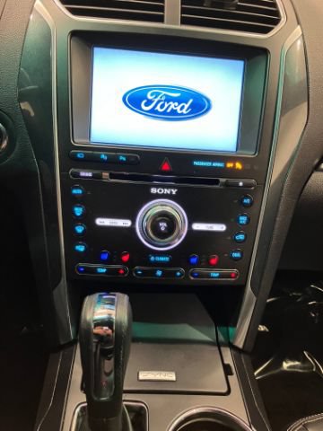 Used 2016 Ford Explorer Limited w/ Equipment Group 301A AWD/4WD image 45
