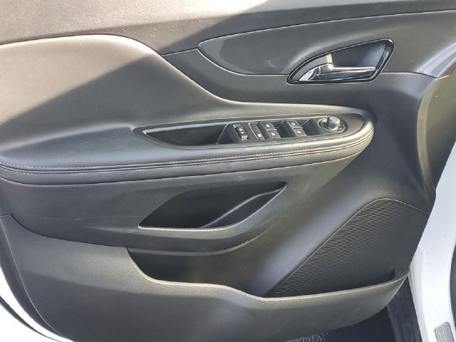 Certified 2020 Buick Encore Preferred FWD image 13