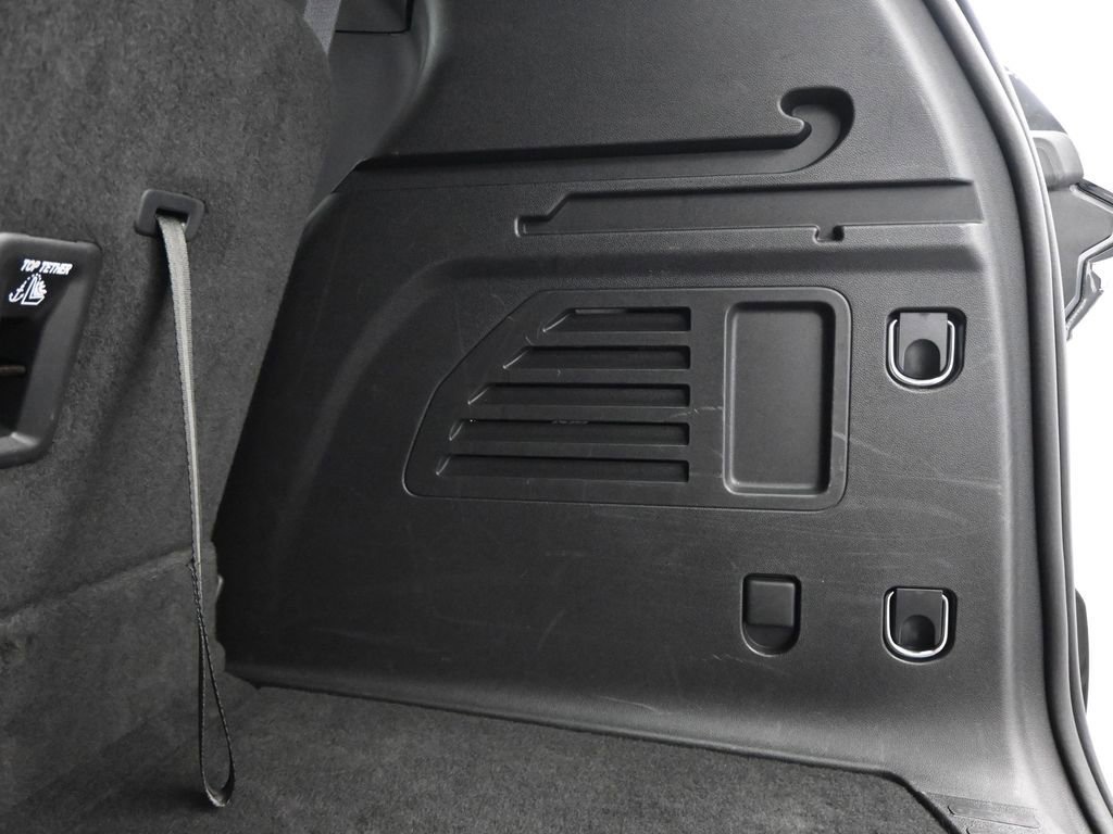 Used 2025 Buick Enclave Preferred image 45