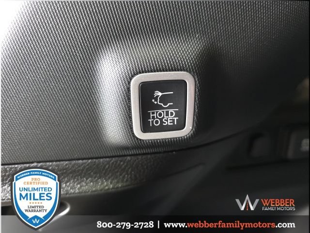 New 2026 Jeep Grand Cherokee Altitude AWD/4WD image 6