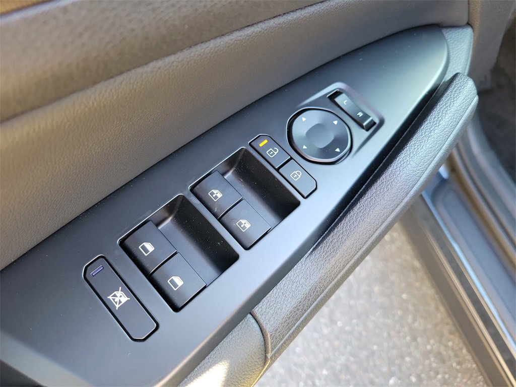 New 2026 Kia Sportage EX image 22